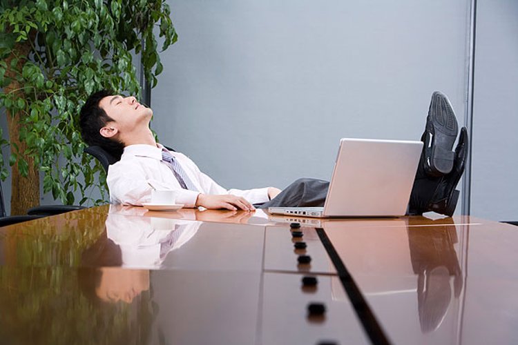 别被小电影骗了！超过这个时间，当心前列腺“抗议”